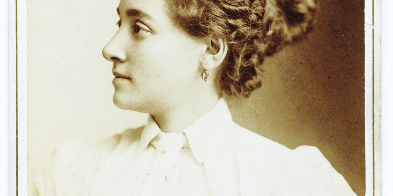 Annie Londonderry's Headshot