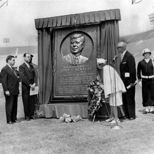 Unveiling of the Kennedy memorial plaque