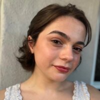 Cari Hurley Headshot